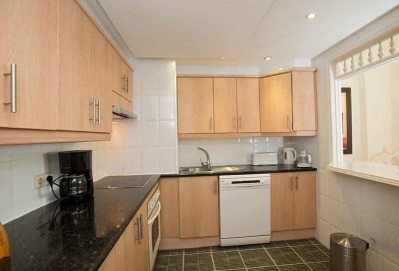 Apartment In Marbella Malaga 102959 Guadalmina Экстерьер фото